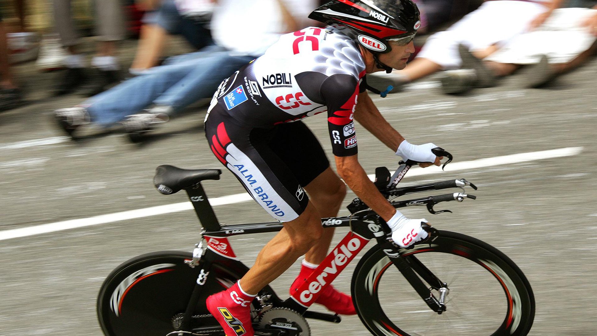 防守切换频繁的球队如何保持效率，篮球防守转换